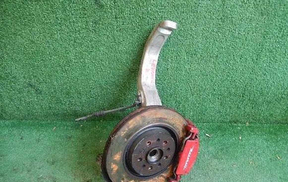 Maserati Levante Front wheel hub 06700320520