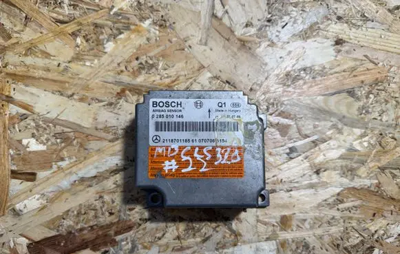 Mercedes-Benz CLS C219 Airbag control unit/module 0285010146