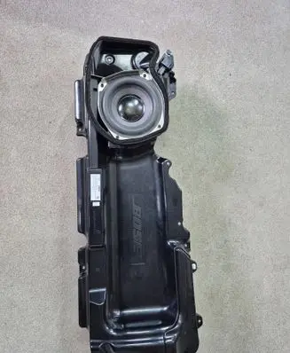 Audi A6 S6 C6 4F Front door speaker 4F0035382D 426032002
