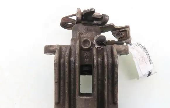 Volkswagen PASSAT B5 Rear brake caliper 