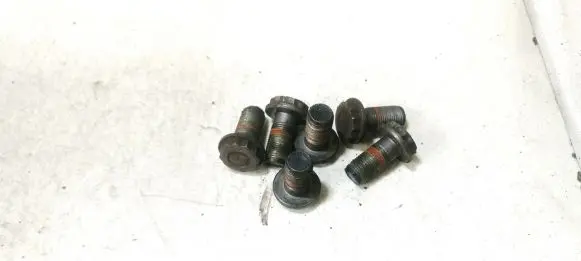 KIA Rio Nuts/bolts 