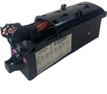 Volkswagen Golf V Fuse box set 1T1937615E