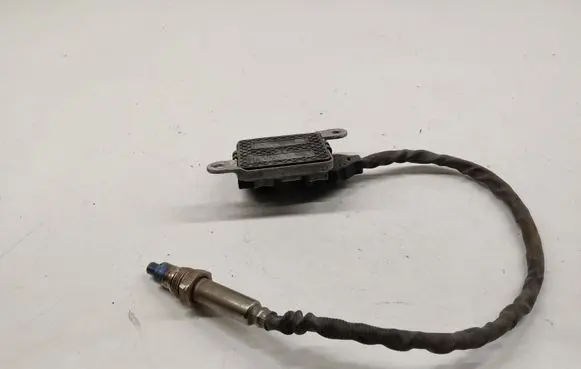 Mercedes-Benz X-class W470 Lambda probe sensor A0009055113