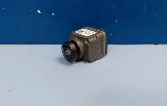 Volkswagen PASSAT B8 Front bumper camera 5Q0980546A