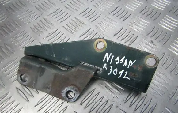 Nissan Almera Engine bonnet/hood hinges