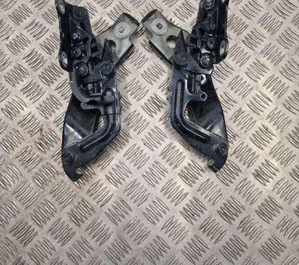 Mercedes-Benz CLA C118 X118 Engine bonnet/hood hinges A1778801200 A1778801100