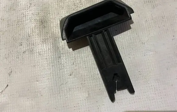Mercedes-Benz E W210 Hand brake release handle 2104270120 A2104270120
