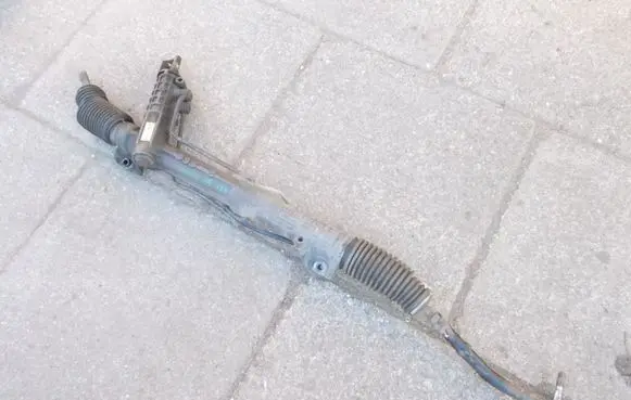 BMW 5 E39 Steering rack 32131096026 7852995304