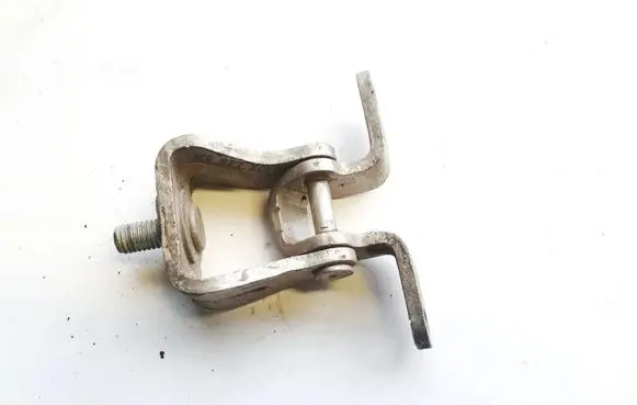 Skoda Octavia Mk2 (1Z) Tailgate/trunk/boot hinge 1z5827301c