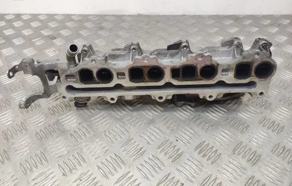 Mercedes-Benz B W245 Intake manifold A6400901437