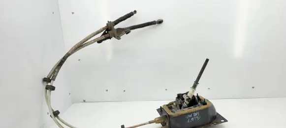 Volkswagen PASSAT B4 Gear shifter/selector 357711266B 357711265D