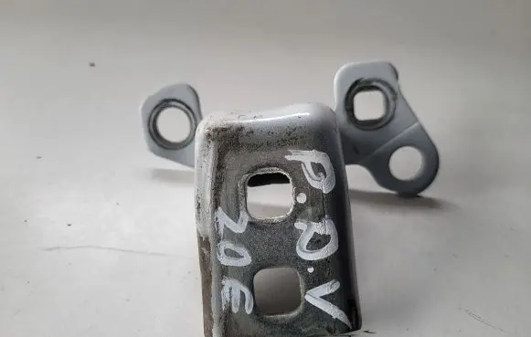 Renault Zoe Front door upper hinge