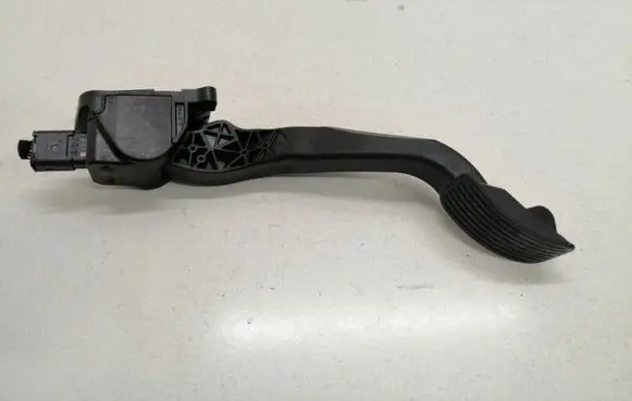 Citroen C4 I Picasso Accelerator throttle pedal 0280755045 F00C3E2084
