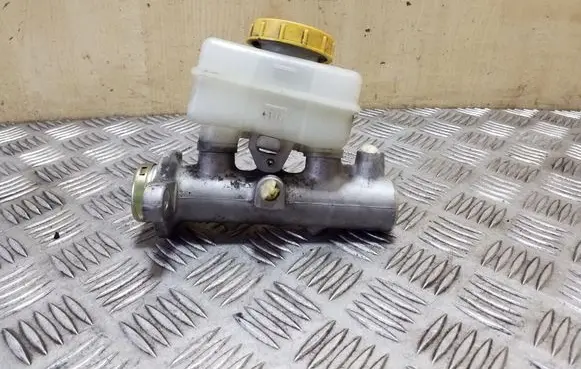 Subaru Forester SG Master brake cylinder