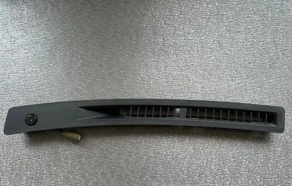 Nissan Patrol Y61 Dashboard air vent grill cover trim 68743VD305