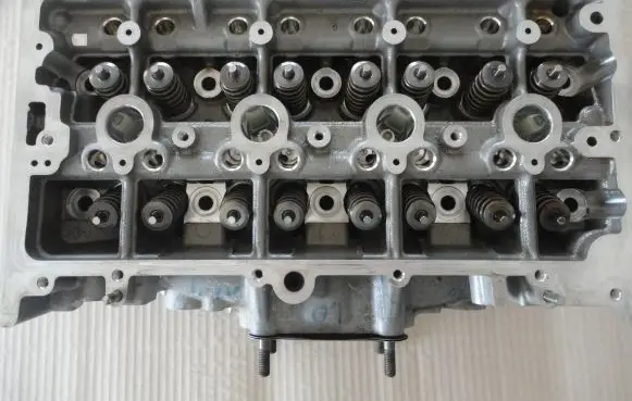 Seat Ateca Engine head 05E103404F 05E106063F