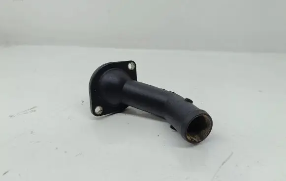 Volkswagen Golf VI Engine coolant pipe/hose 06A121121C 028121121B