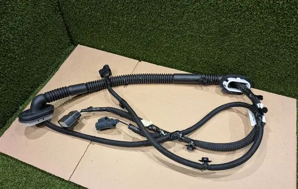 Renault Master IV Rear door wiring loom 240539081R