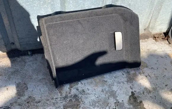 Trunk/boot side trim panel