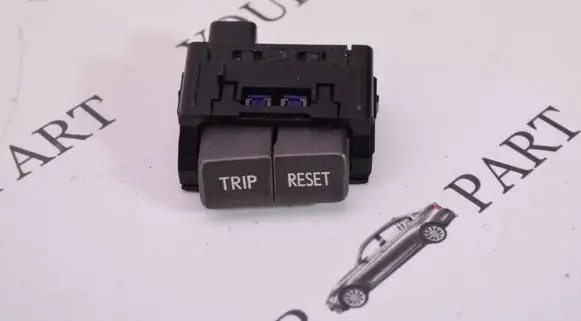 Lexus LS 460 - 600H On-board computer control switch 15C085
