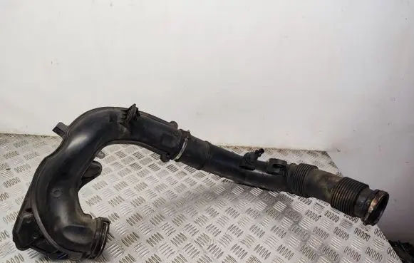 Volvo S90, V90 Turbo air intake inlet pipe/hose 31657341 31370120
