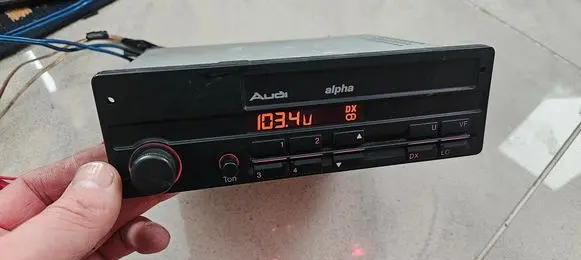 Audi 80 90 S2 B4 Radio/CD/DVD/GPS head unit 4A0035156 ALPHA