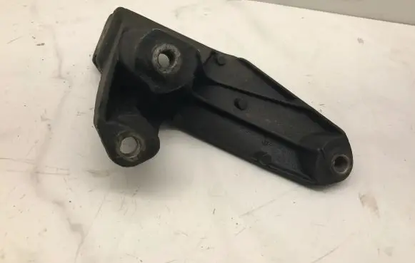 Audi A6 S6 C6 4F Engine mounting bracket 4F0199307 1K56 SM2C