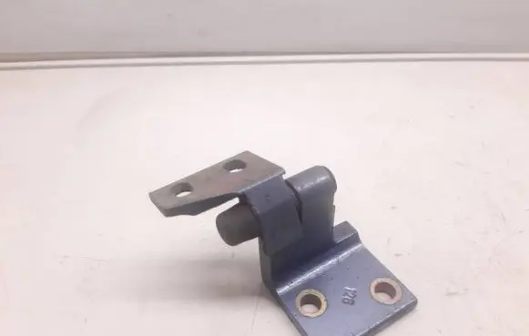 Peugeot 406 Front door lower hinge 