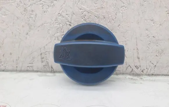 Audi A6 S6 C6 4F Coolant expansion tank/reservoir cap 8E0121321