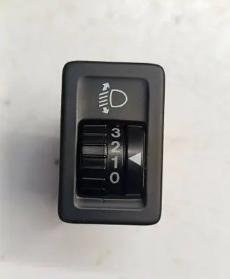 Suzuki SX4 S-Cross Headlight level height control switch 3704SDS4 3704SD