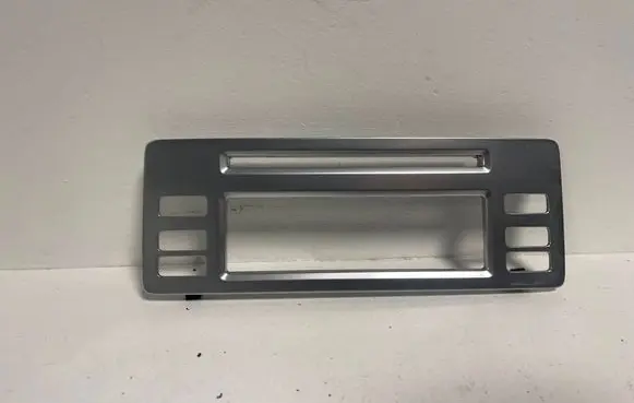 Volvo S80 Radio/GPS head unit trim 30643648