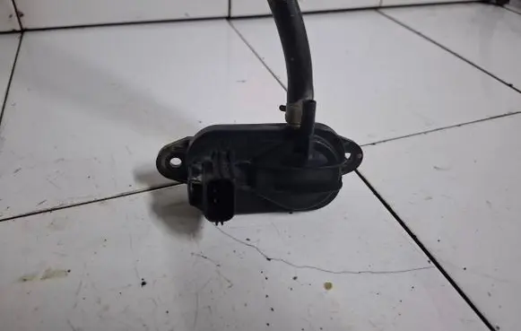 Ford Mondeo MK IV Exhaust gas pressure sensor 3M5A5L200AB