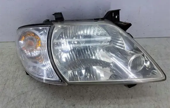 Mazda MPV Headlight/headlamp