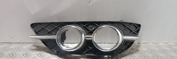 Mercedes-Benz C W204 Front fog light trim/grill A2048803524