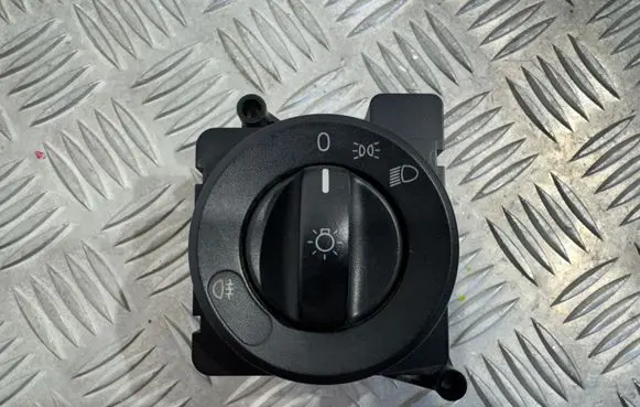 Mercedes-Benz Sprinter W906 Light switch A9065450104