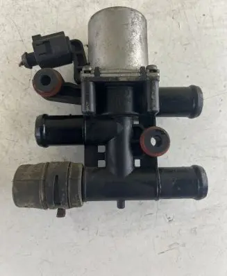Audi A6 S6 C6 4F Coolant heater control valve 8E0820035B