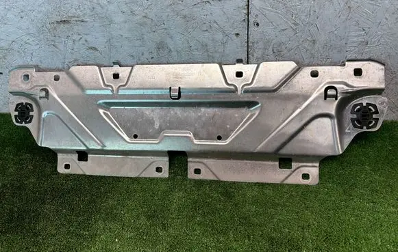 BMW 3 G20 G21 Engine bonnet/hood lock trim molding 7422287 3001