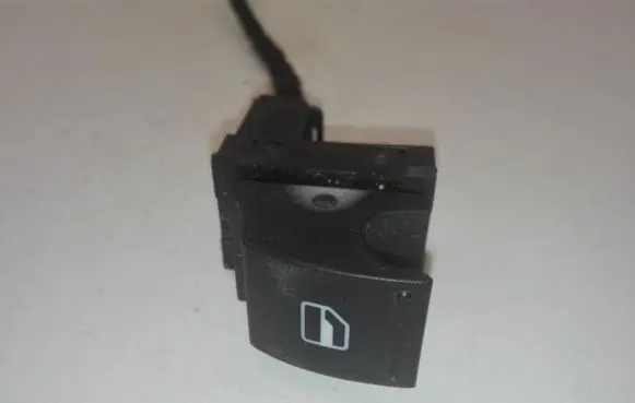 Volkswagen Touareg I Electric window control switch 7L6959855B