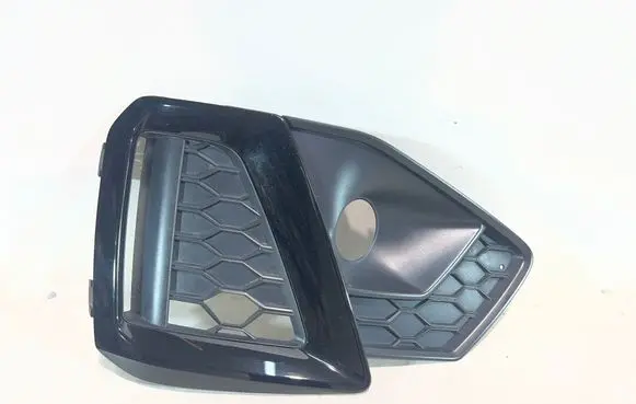 Audi A5 Front fog light trim/grill 8W6807681