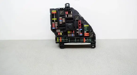 BMW 5 F10 F11 Fuse box set 9264923
