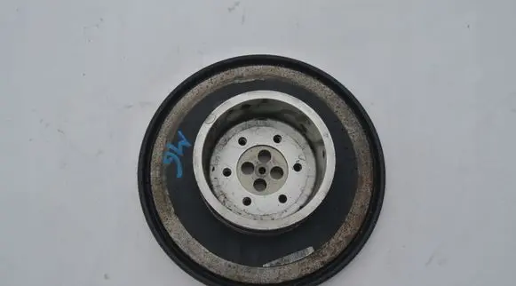 BMW M5 Crankshaft pulley 7834099