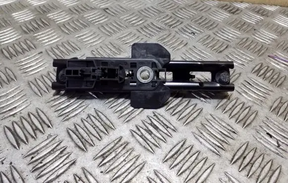 Volvo V40 Seat belt adjustment rail 616521700A