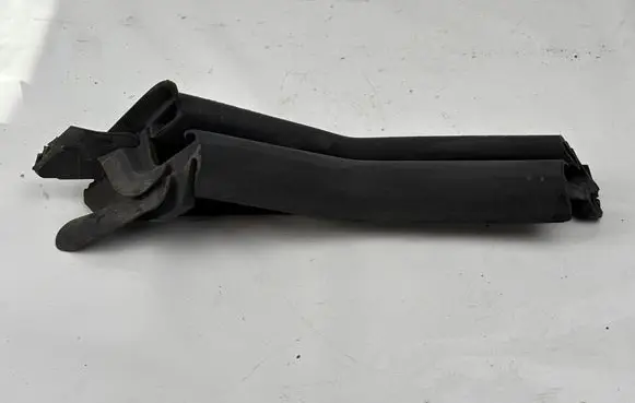 Chrysler Sebring (JS) Front door card panel trim
