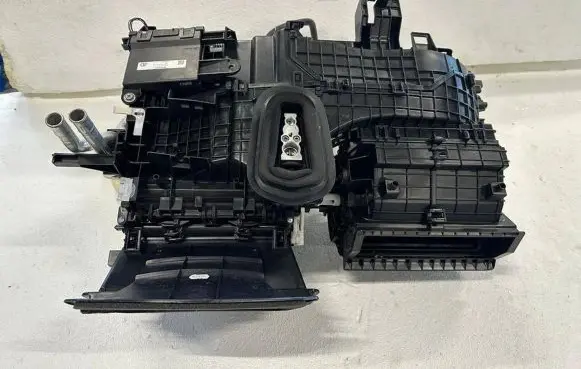 Toyota Yaris XP210 Interior heater climate box assembly 87050-K0080 118321