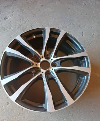 Volvo XC90 R18 alloy rim 80JX18H2