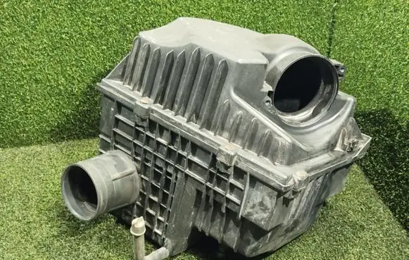 Renault Master III Air filter box 8200751534 8200824914