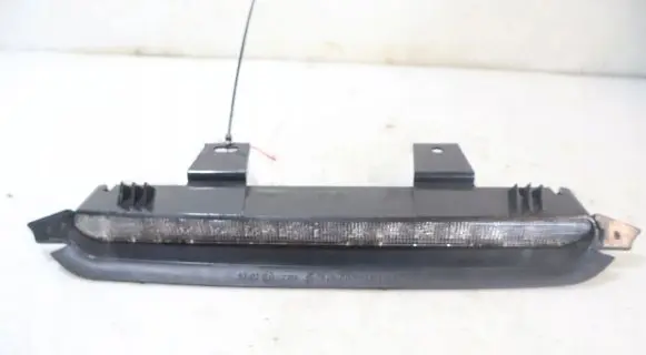 Volvo V50 Third/center stoplight