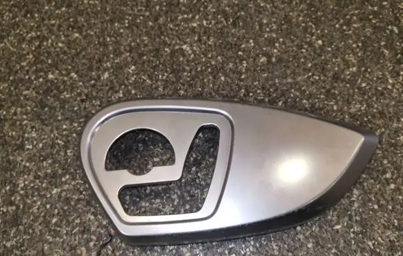 Mercedes-Benz ML W164 Front door seat control surround trim A6756264479
