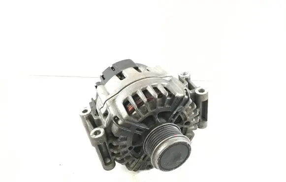 Audi A4 S4 B8 8K Generator/alternator 06H903017K