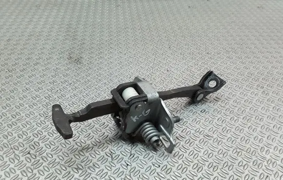 Citroen C4 I Picasso Rear door check strap stopper